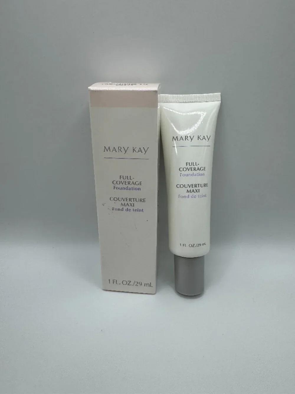 Mary Kay Full Coverage Liquid Foundation Ivory 202 368500